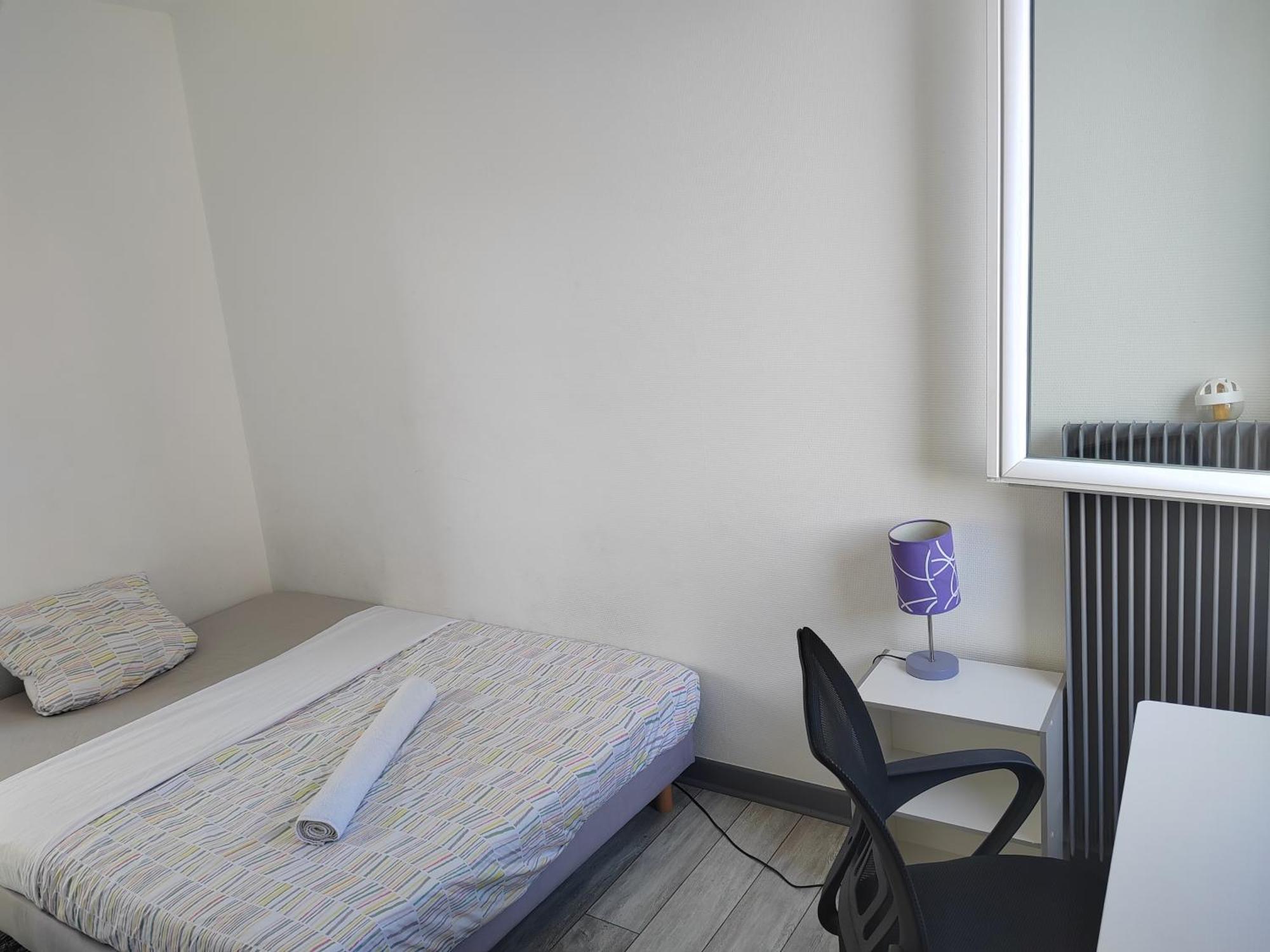 Une Chambre Dans Appartement Partage, Grenoble A 8 Min Du Centre-Ville Екстериор снимка