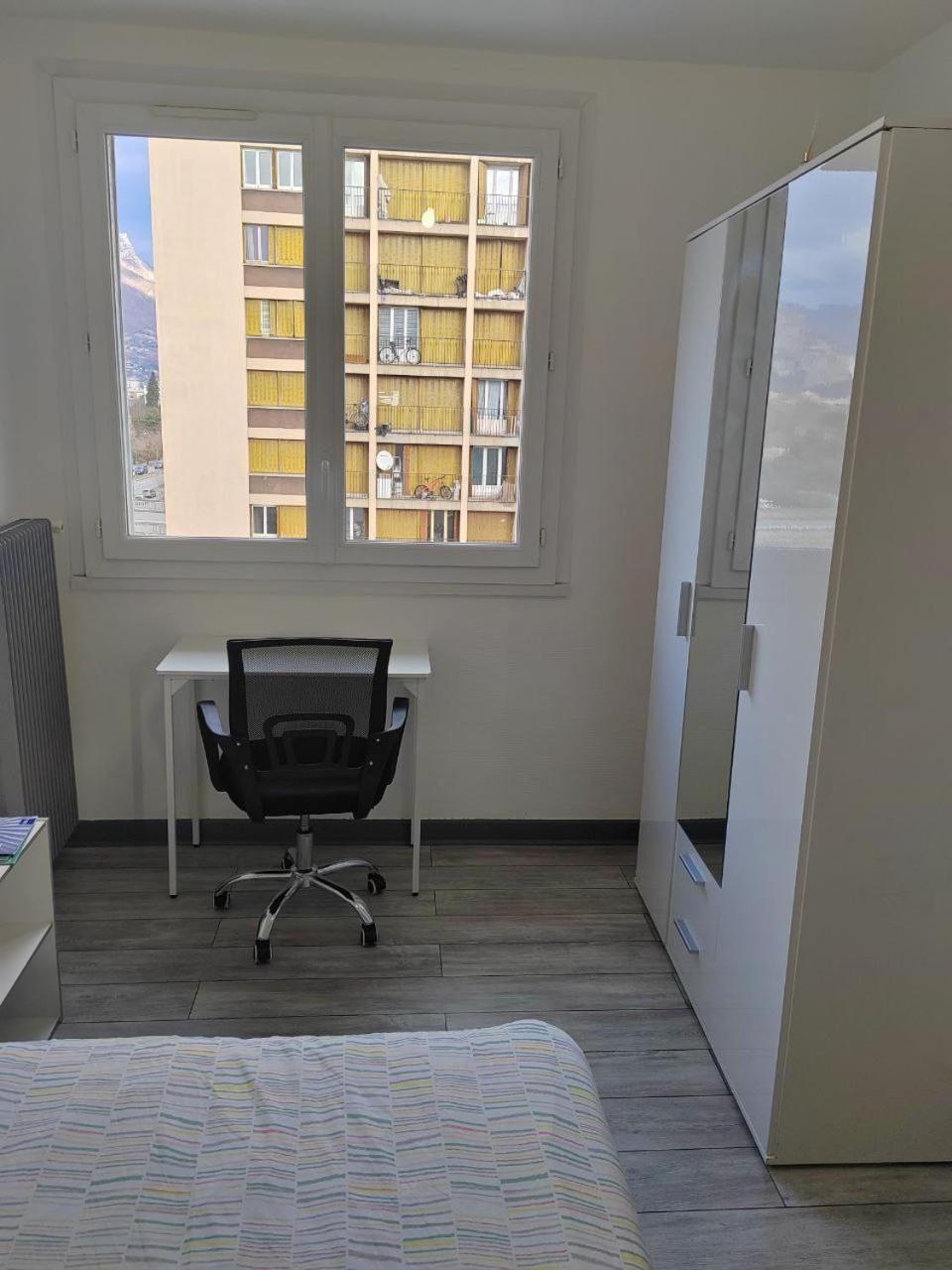 Une Chambre Dans Appartement Partage, Grenoble A 8 Min Du Centre-Ville Екстериор снимка