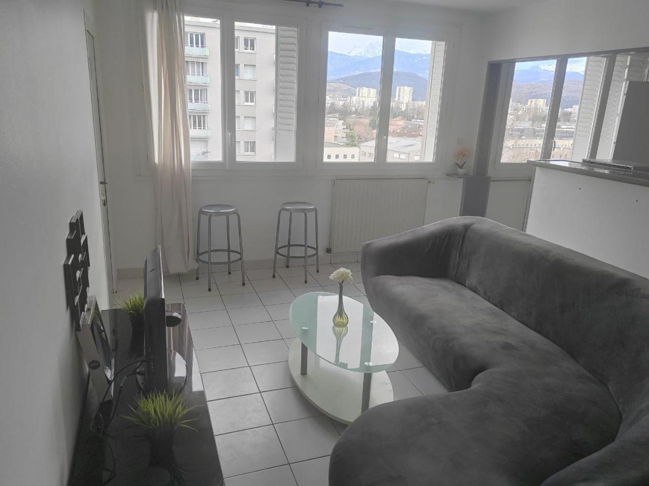 Une Chambre Dans Appartement Partage, Grenoble A 8 Min Du Centre-Ville Екстериор снимка